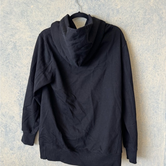 Essentials | Heavyweight Black Hoodie Sweatshirt - Picture 6 of 6